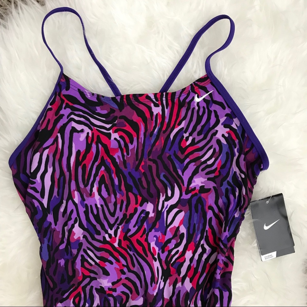 NWT Nike Women’s One-Piece Swimsuit